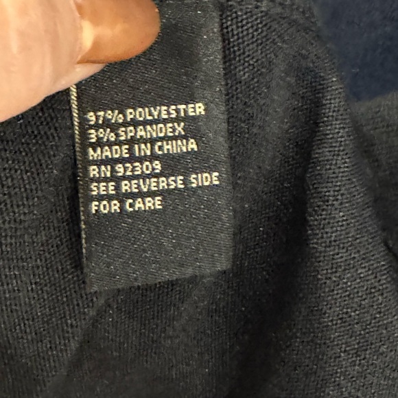 DG2 Sweater sz 1X w/rousching detail on side. NWOT - Picture 5 of 6